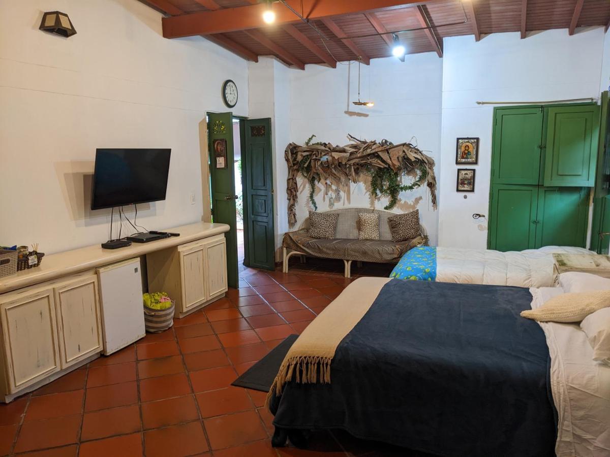 Casa Finca Paititi San Antonio  Exteriör bild