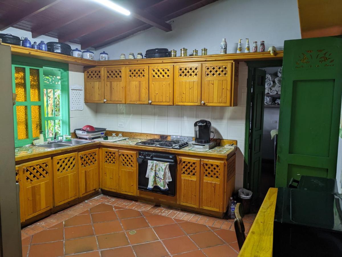 Casa Finca Paititi San Antonio  Exteriör bild