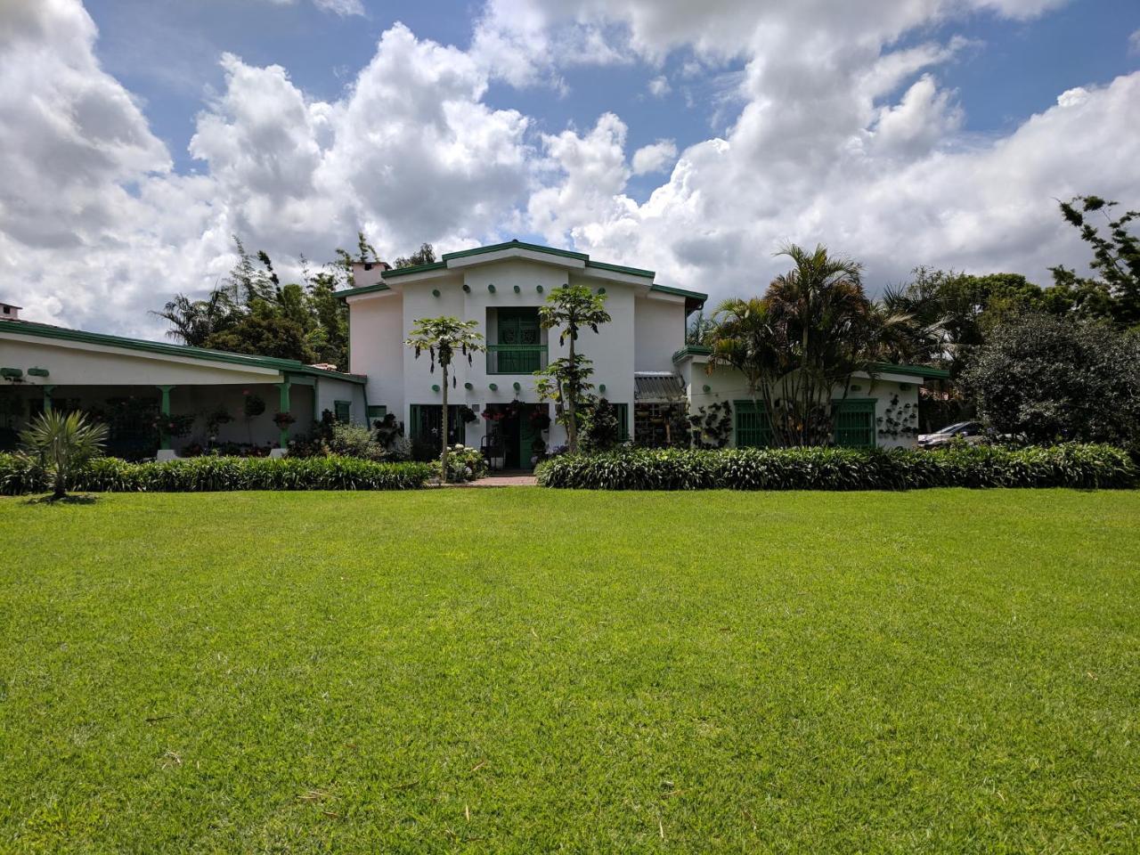 Casa Finca Paititi San Antonio  Exteriör bild